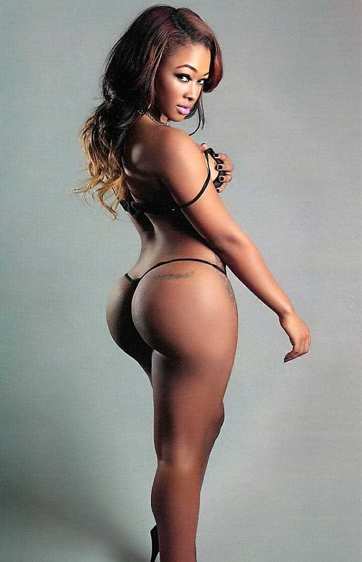 Sexy black girl with a beautiful body, big sexy ass, boobs in a bikini