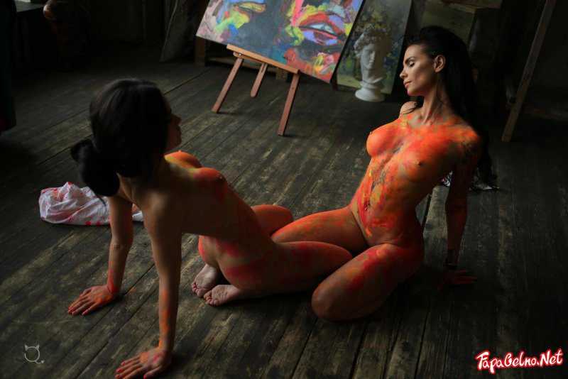 Two hot naked artists